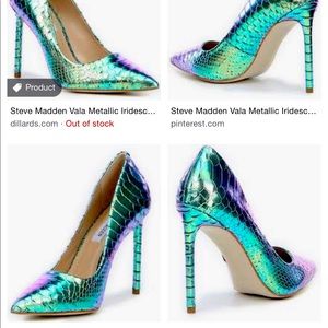 ISO Steve Madden Metallic Iridescent Snake-Print